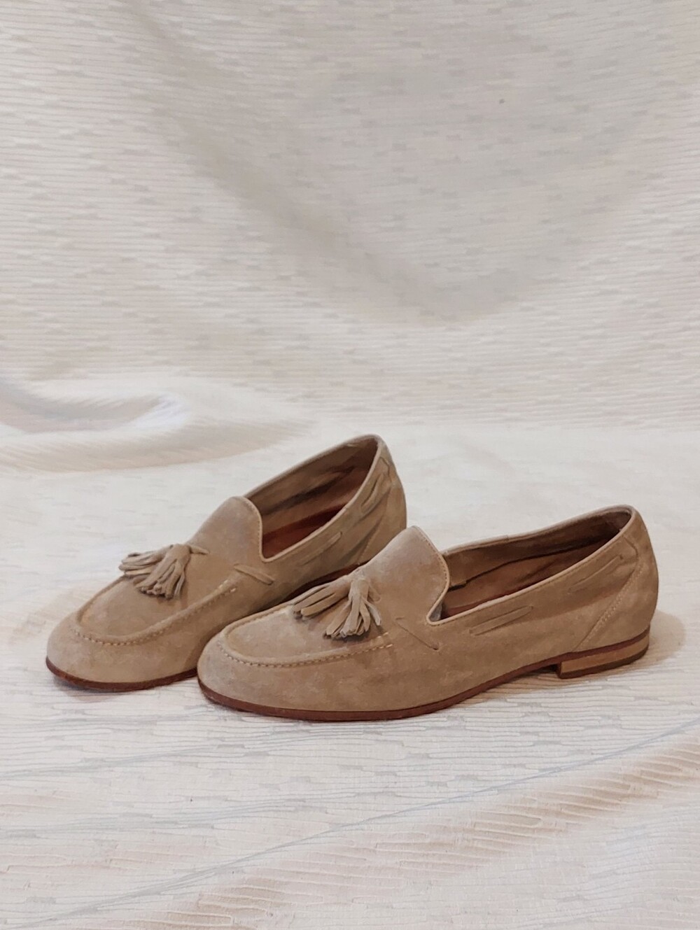 Saks Fifth Avenue Taupe Suede Tassel Loafers Size 9.5